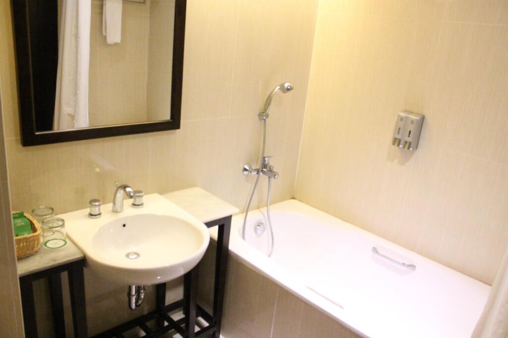 Горонтало: FOX Hotel Gorontalo