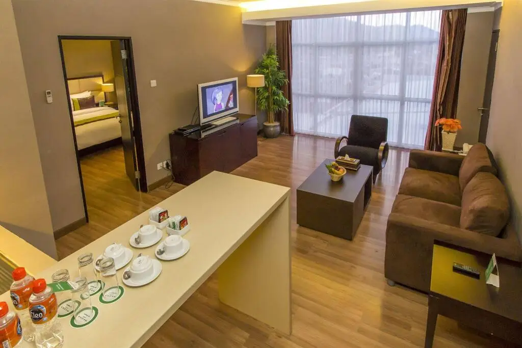 Горонтало: FOX Hotel Gorontalo