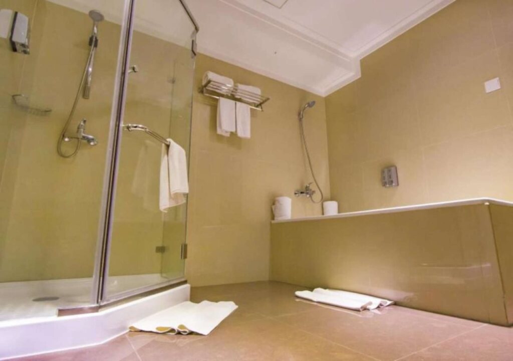 Горонтало: FOX Hotel Gorontalo