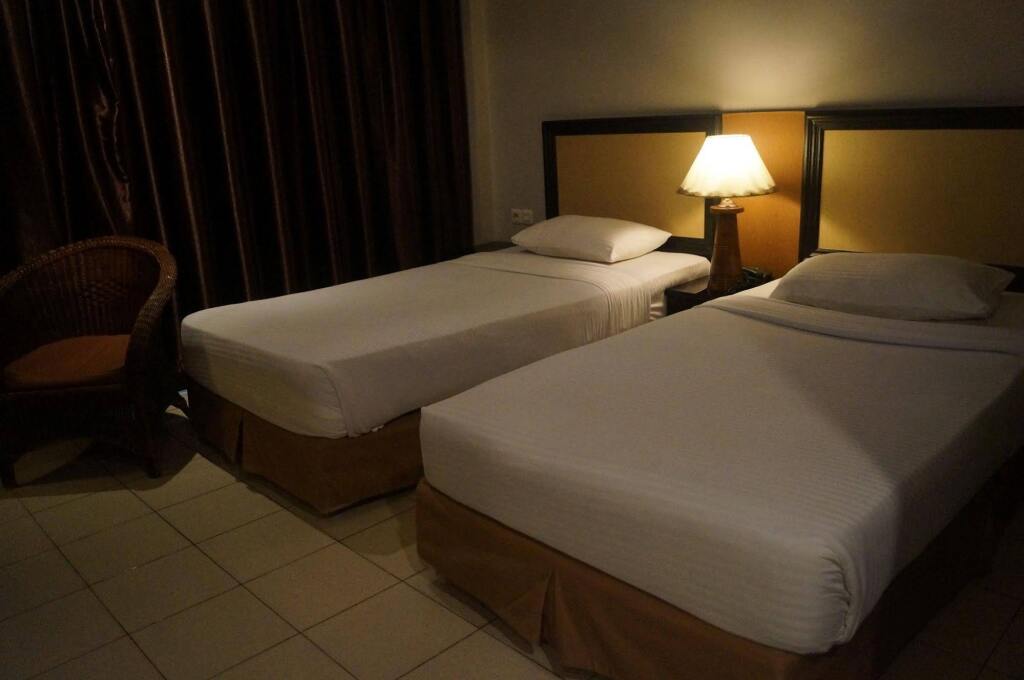 Дури: Surya Hotel Duri