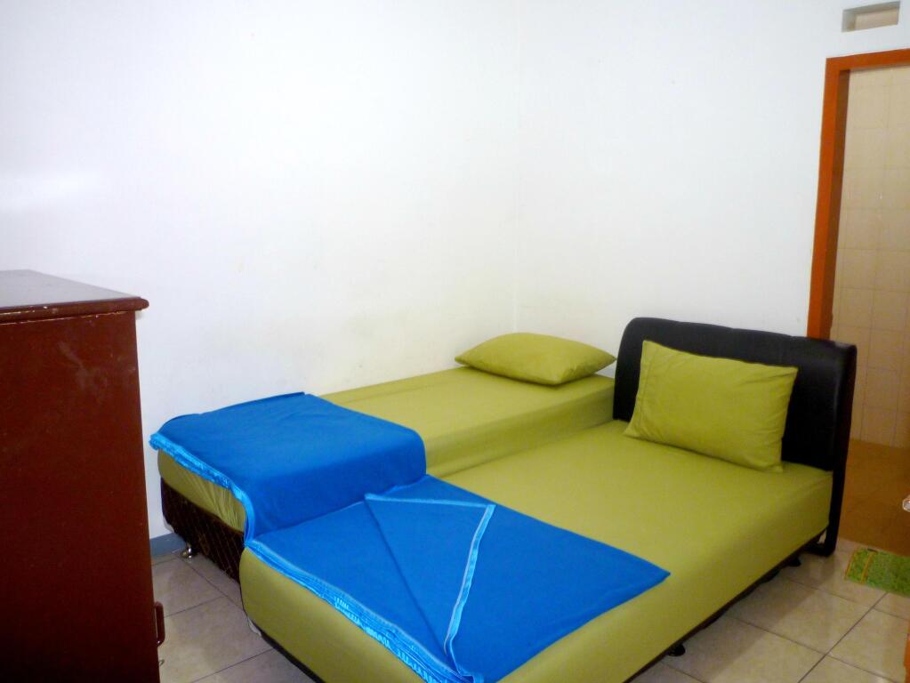 Бандунг: De Sun Pasteur Guest House by HouseinBandung