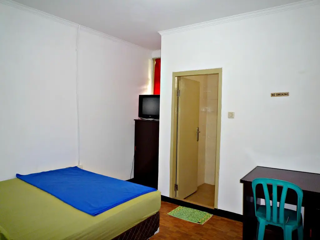 Бандунг: De Sun Pasteur Guest House by HouseinBandung