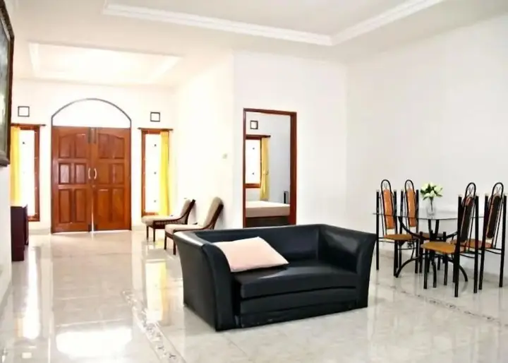 Бандунг: De Nuansa Dago Villa by HouseinBandung