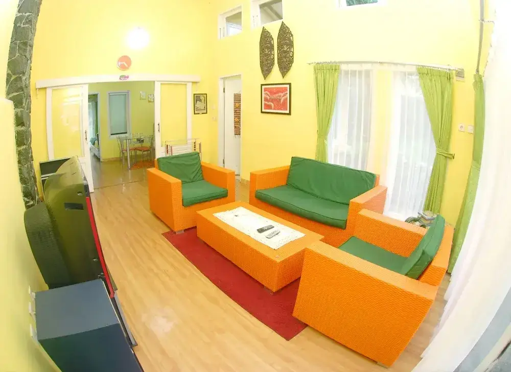 Паромпонг: Villa ChavaMinerva Istana Bunga-Lembang