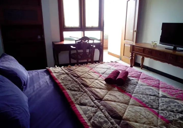 Семаранг: Guest House Djojonagoro