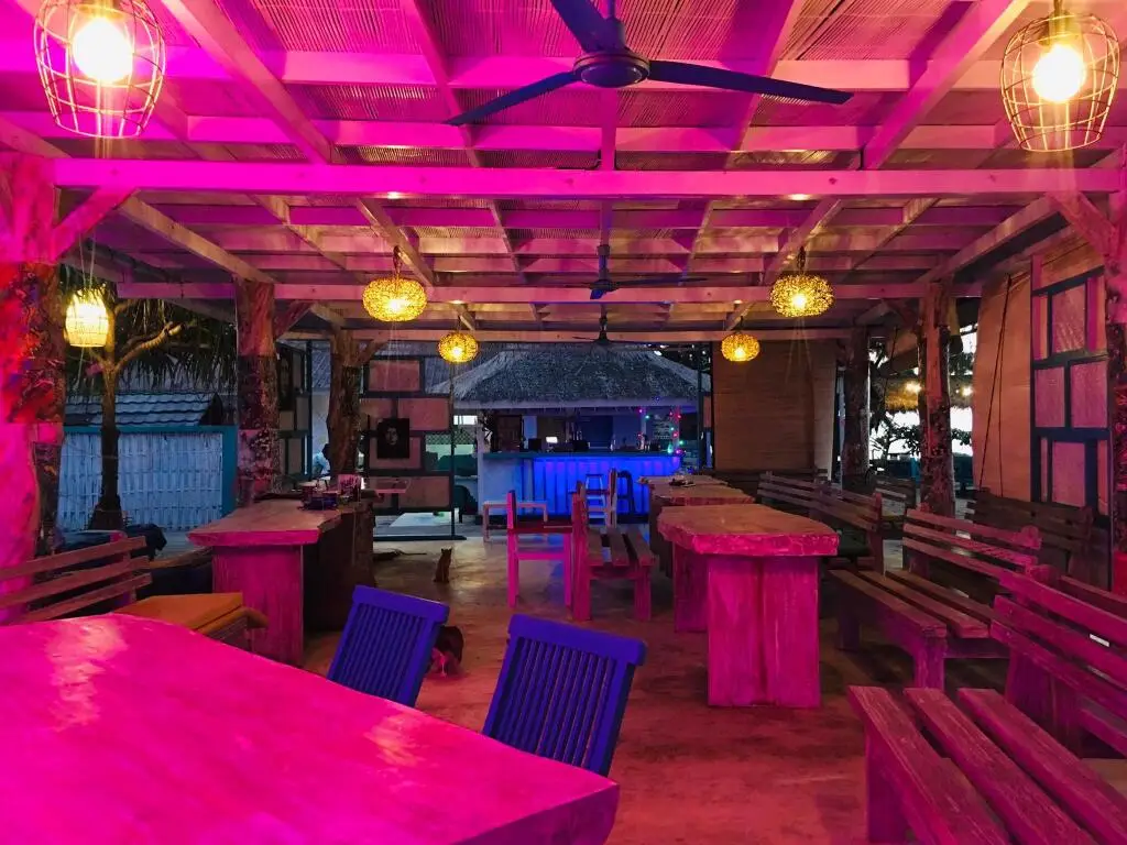 Гили Аир: Pelangi Cottage and Bar