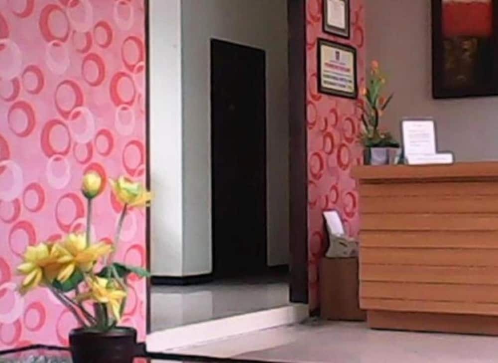Паданг: Hotel Surya Palace Syariah