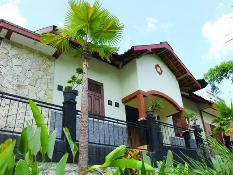 Батуретно: Pondok Gajah Homestay