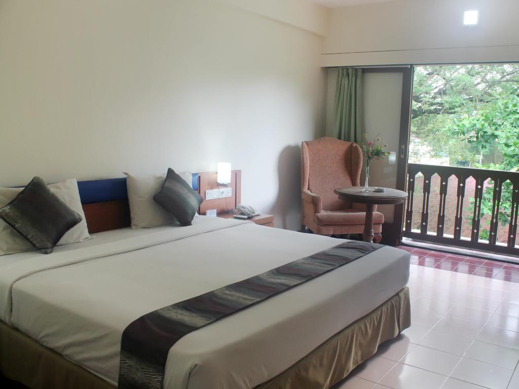 Джамби: Ratu Hotel & Resort