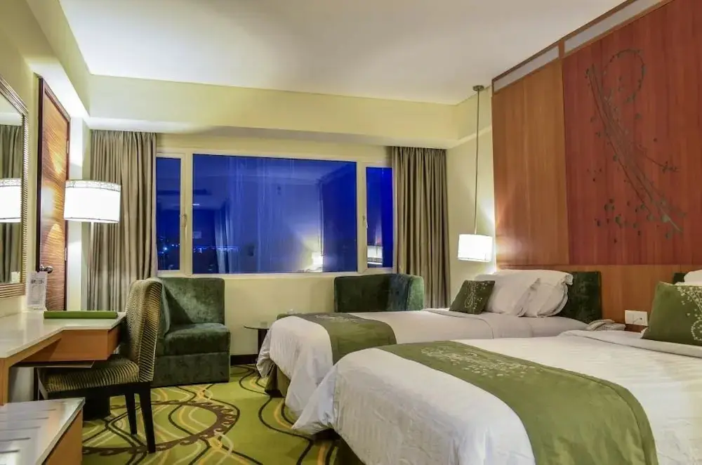 Сентани: Grand Allison Hotel