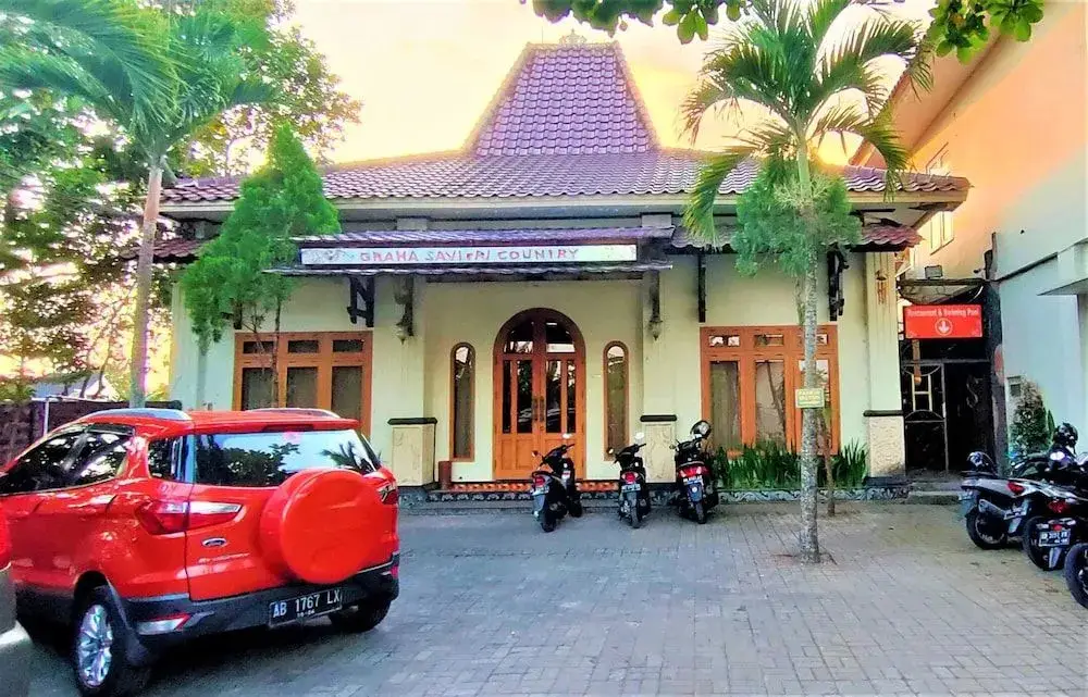 Ngaglik: Hotel Savitri Country