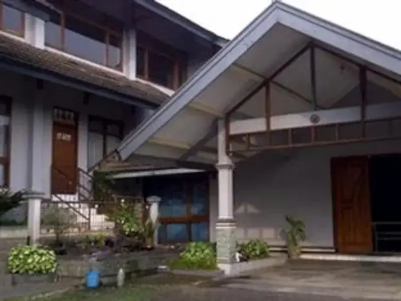Паромпонг: Villa Octavia Lembang