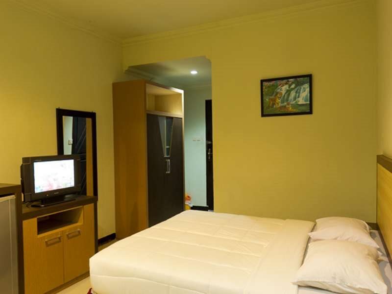 Кендари: Estate Hotel