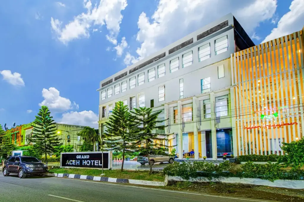 Банда-Ачех: Grand Aceh Hotel