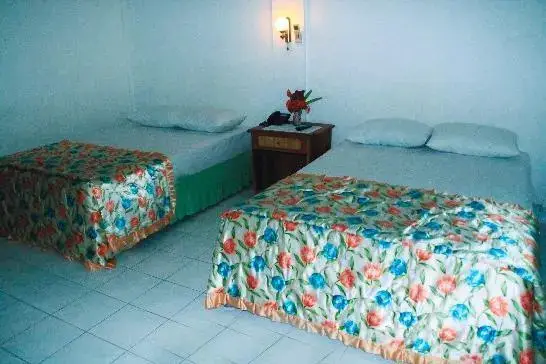 Падангсамбиан: Satrya Ayu Hotel