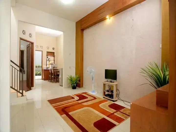 Бандунг: Rumah Dyandra Suryalaya