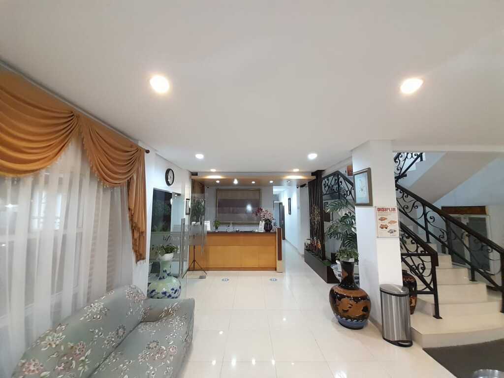 Букиттинги: Hotel Grand Kartini