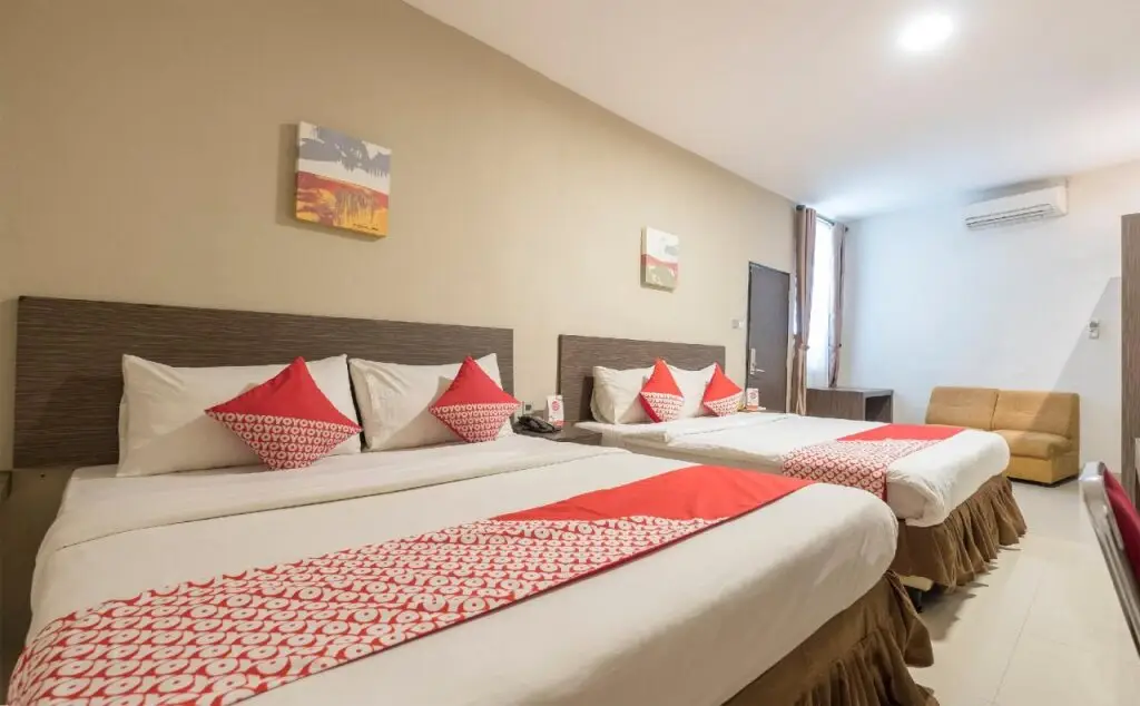 Макассар: OYO 1679 Hotel Century Makassar