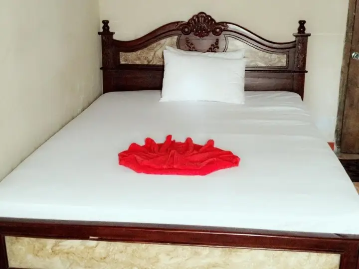 Гили Траванган: Tamu Tamu Hotel