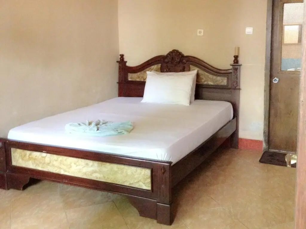 Гили Траванган: Tamu Tamu Hotel