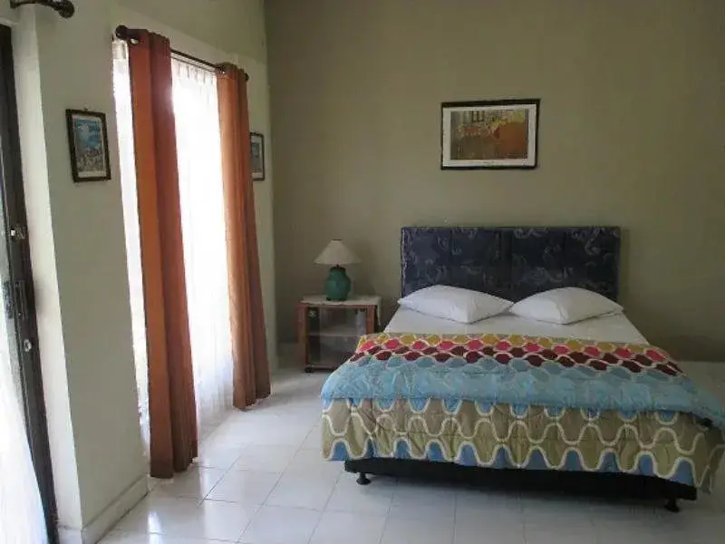 Гили Траванган: Nirwana Guest House & Villa