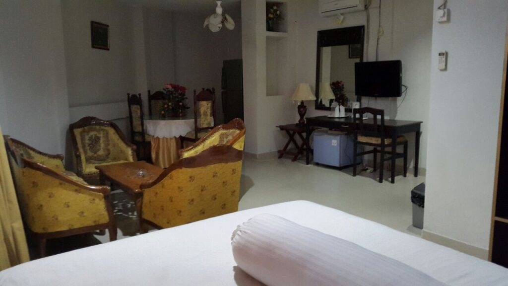 Манадо: Manado Plaza Hotel