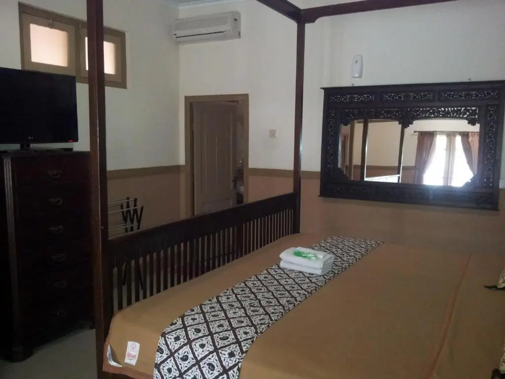 Батуретно: Ndalem Suratin Guesthouse