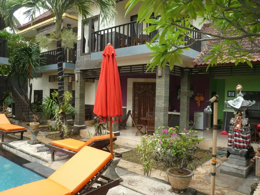 Пурвакерти: Black Sand hostel Amed
