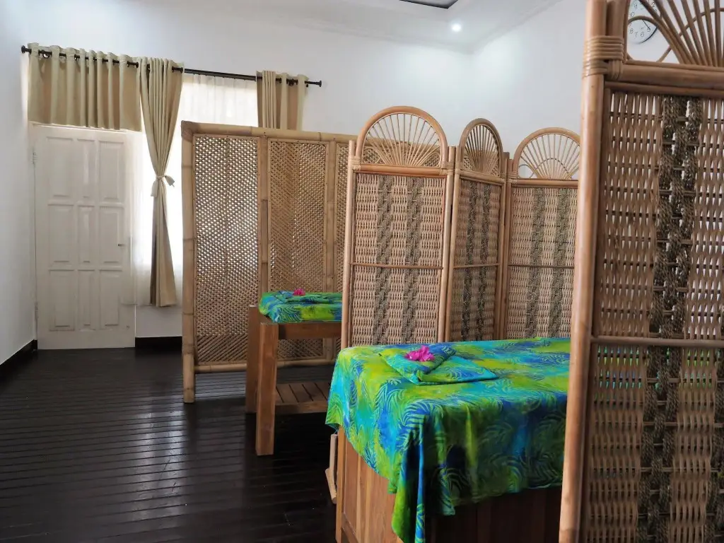 Гили Траванган: Danima Resort
