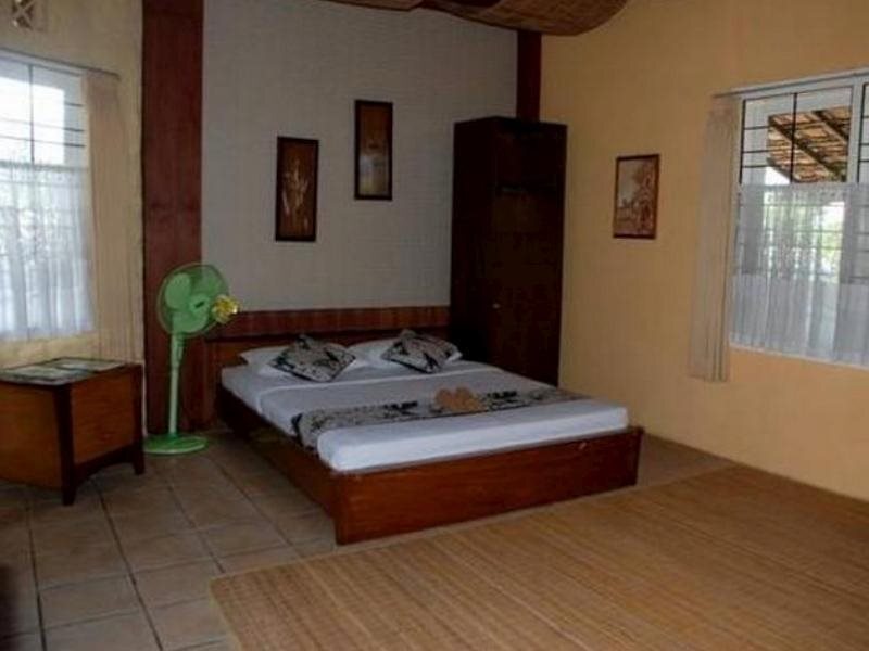 Бату: De Daunan Boutique Guesthouse, Gallery & Garden