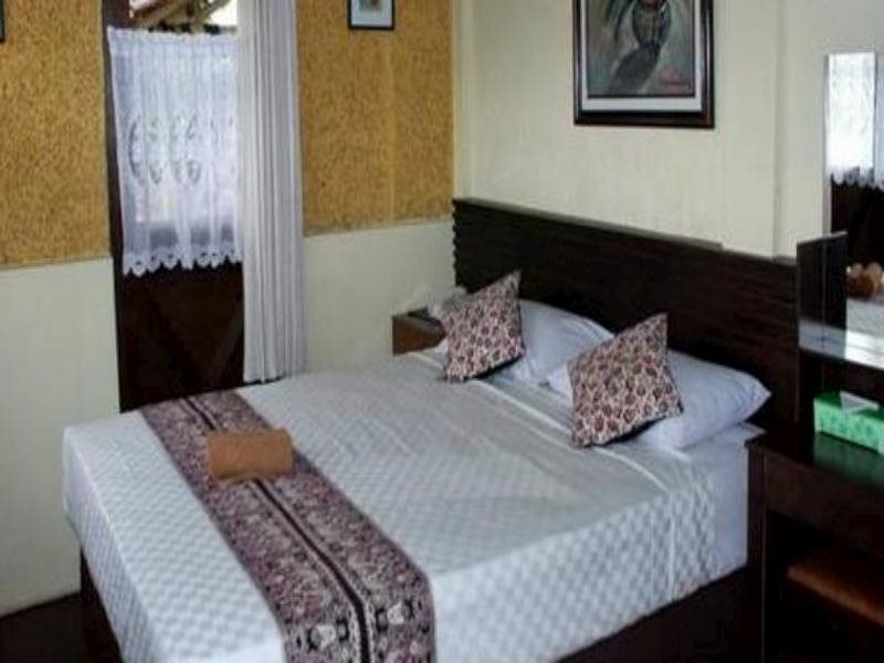 Бату: De Daunan Boutique Guesthouse, Gallery & Garden