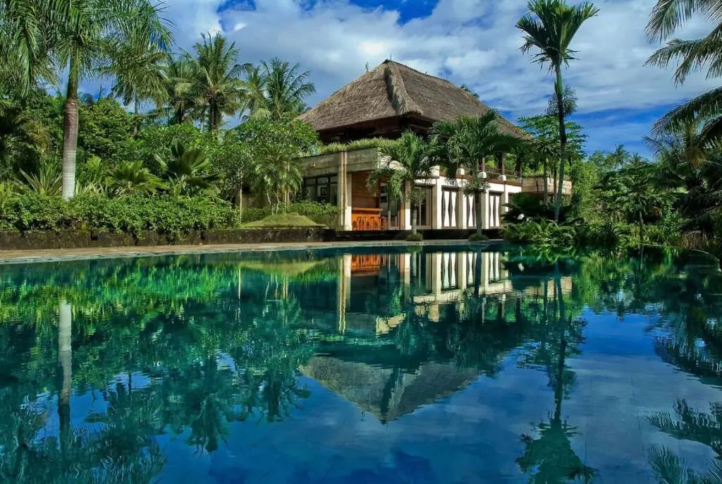 Сукавати: The Bali Purnati Center For The Arts