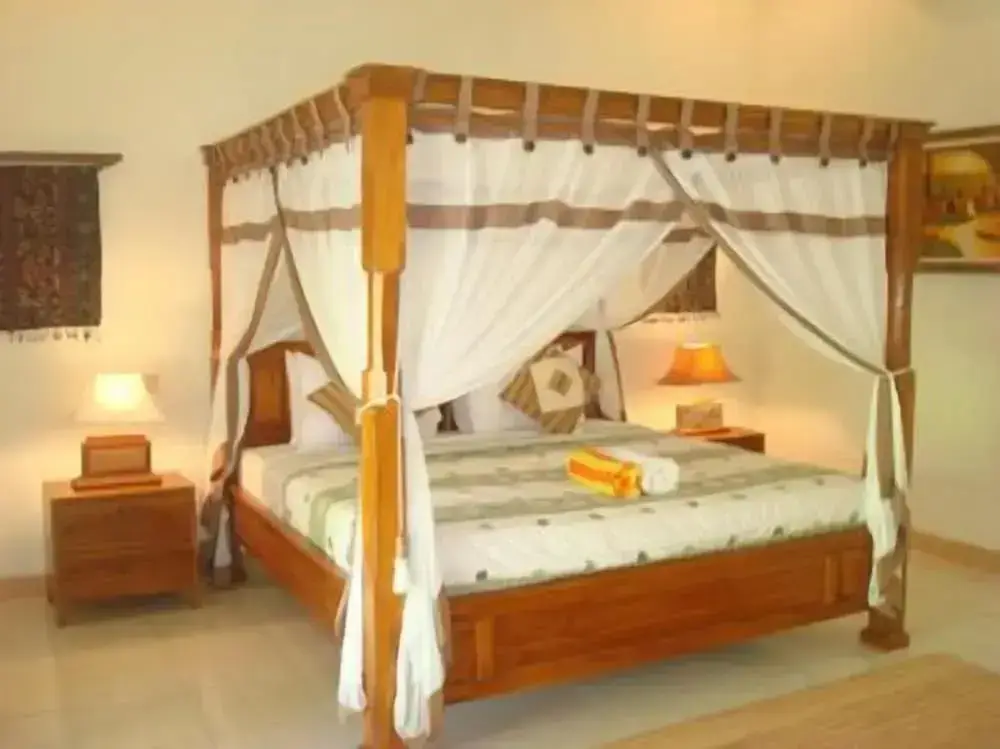Бунутан: Pazzo Bali