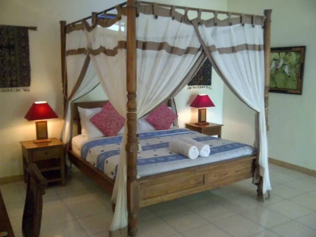 Бунутан: Pazzo Bali