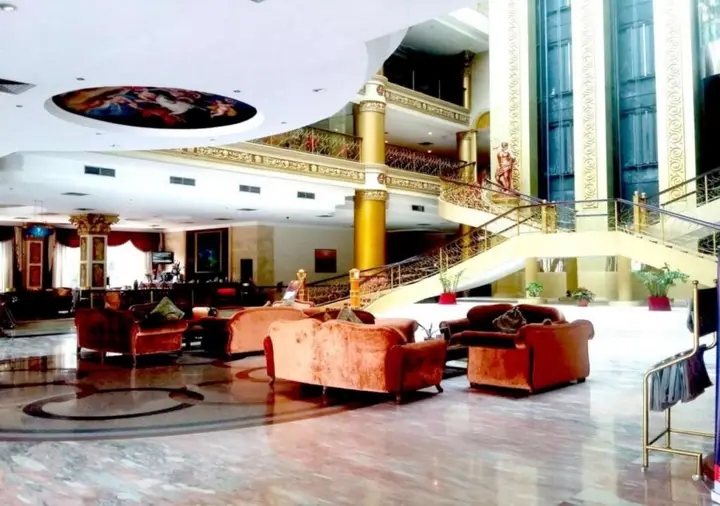 carousel image 5