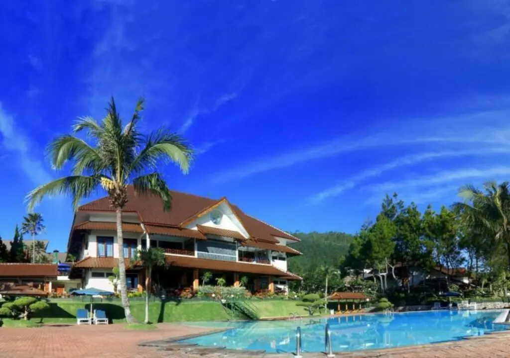 Бату: Kusuma Agrowisata Resort & Convention Hotel