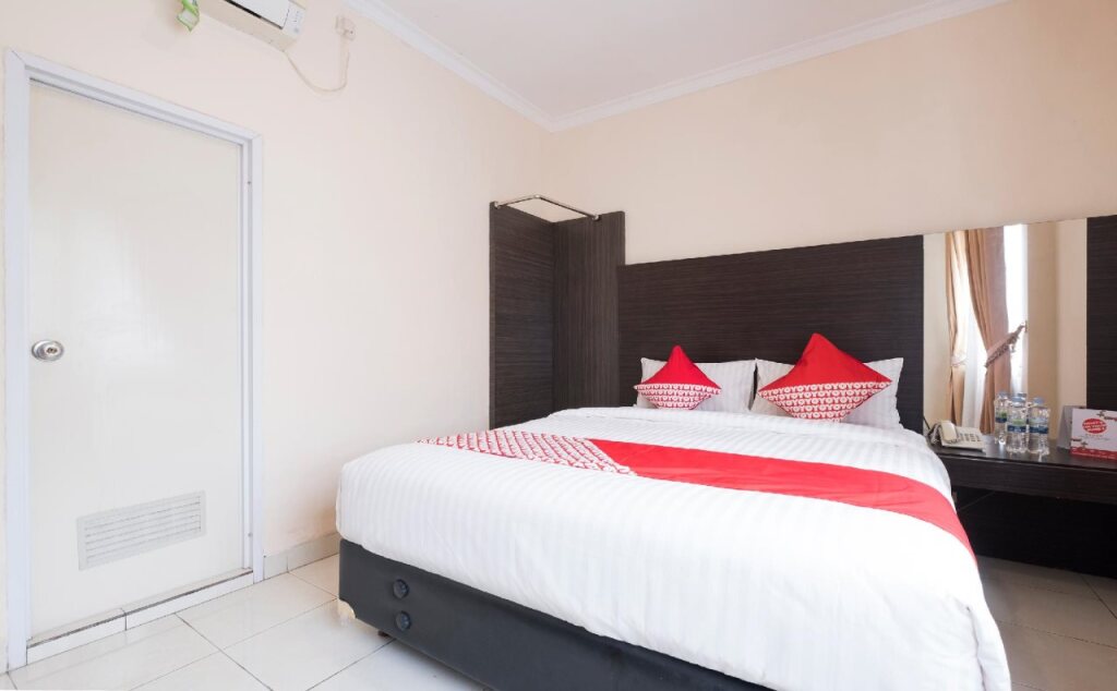 Макассар: OYO 317 New Legend Hotel
