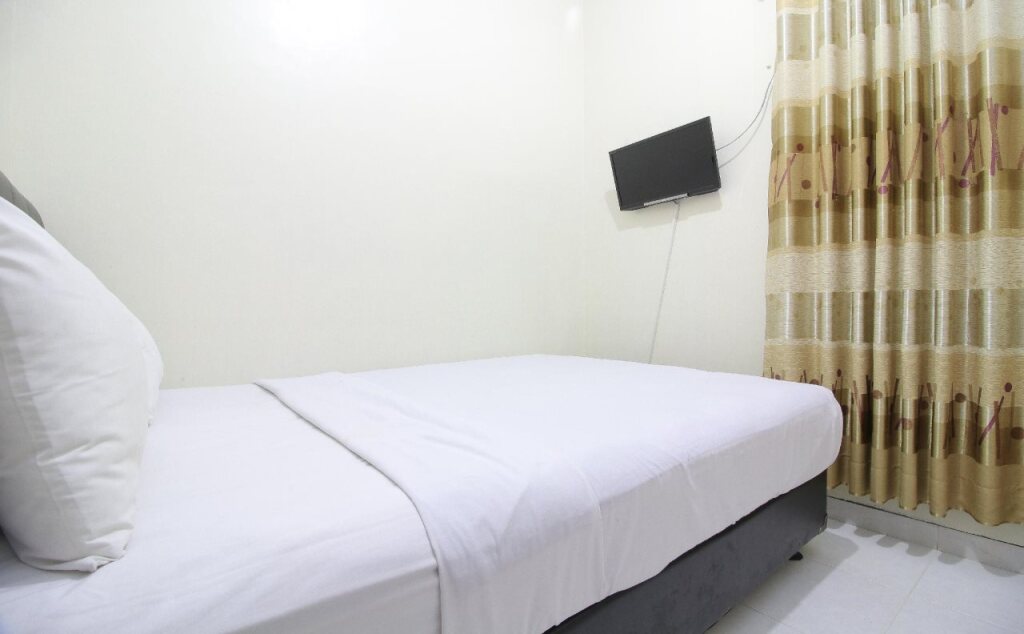 Депок: Campus Inn