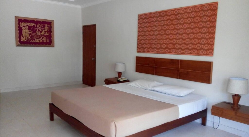 Каликбукбук: Hotel Celuk Agung
