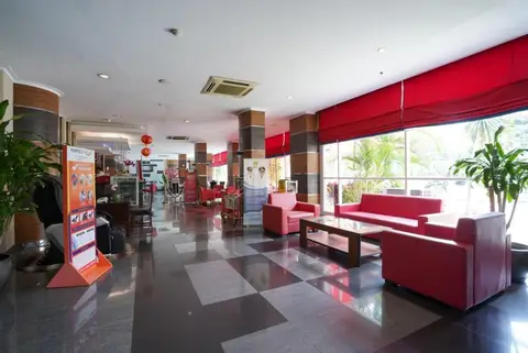 Lorin Sentul Hotel — фото 1