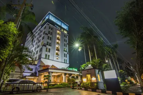 Grand Candi Hotel — фото 1