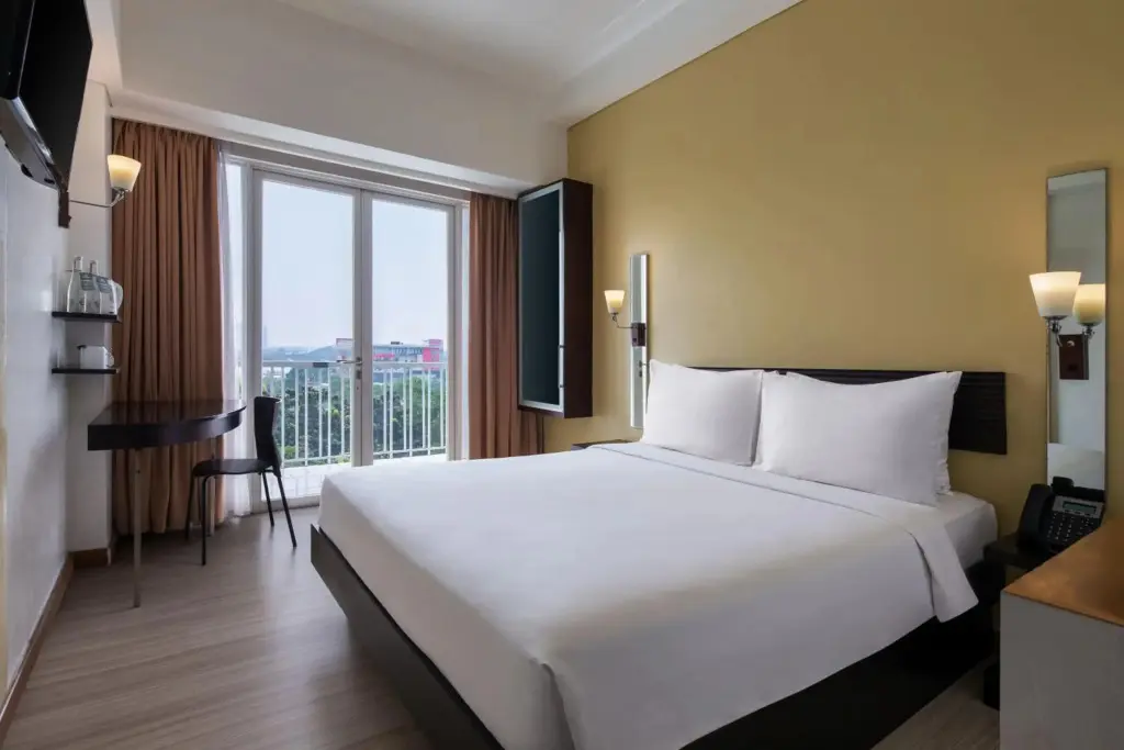 Южный Тангеранг: Hotel Santika BSD City Serpong