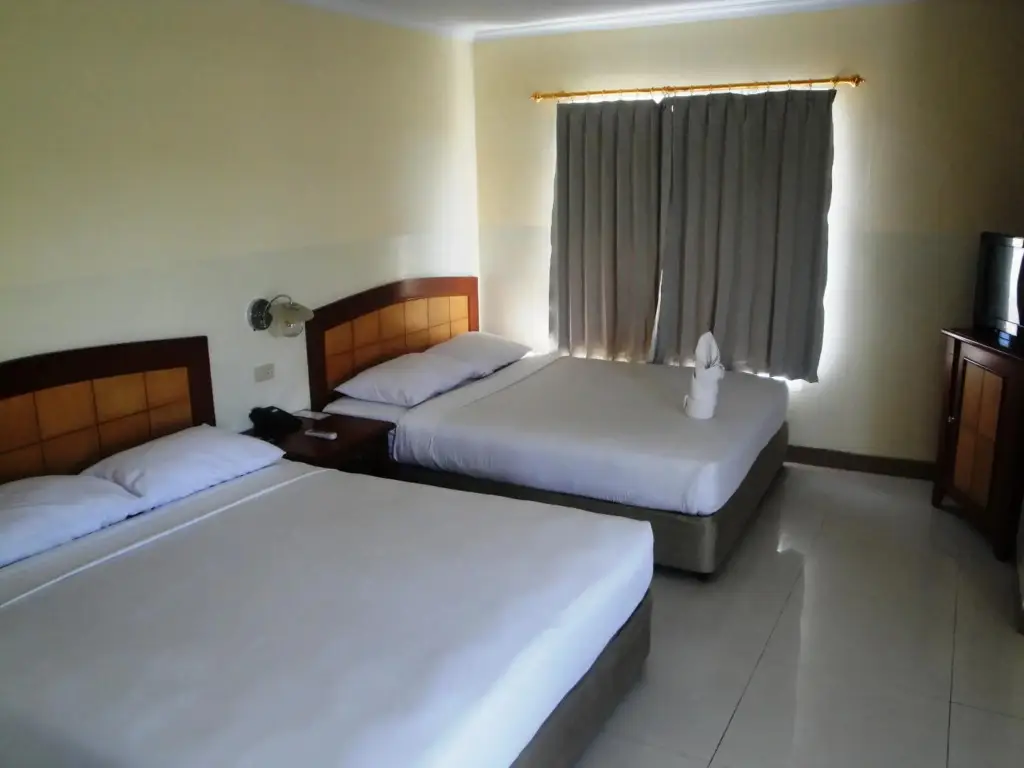 Манадо: Hotel Celebes