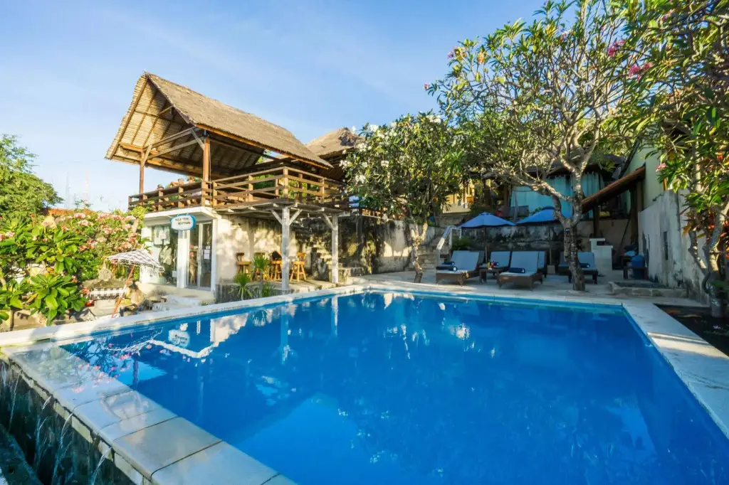 Лембонган-Айленд: Ware Ware Surf Bungalow Lembongan