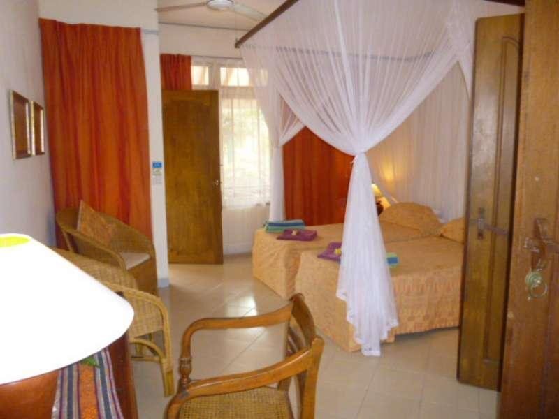 Джимбаран: Udayana Kingfisher Eco Lodge