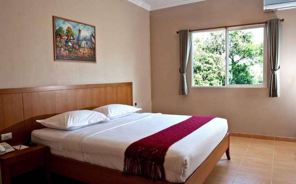 Бандунг: U Village Hotel and Villa
