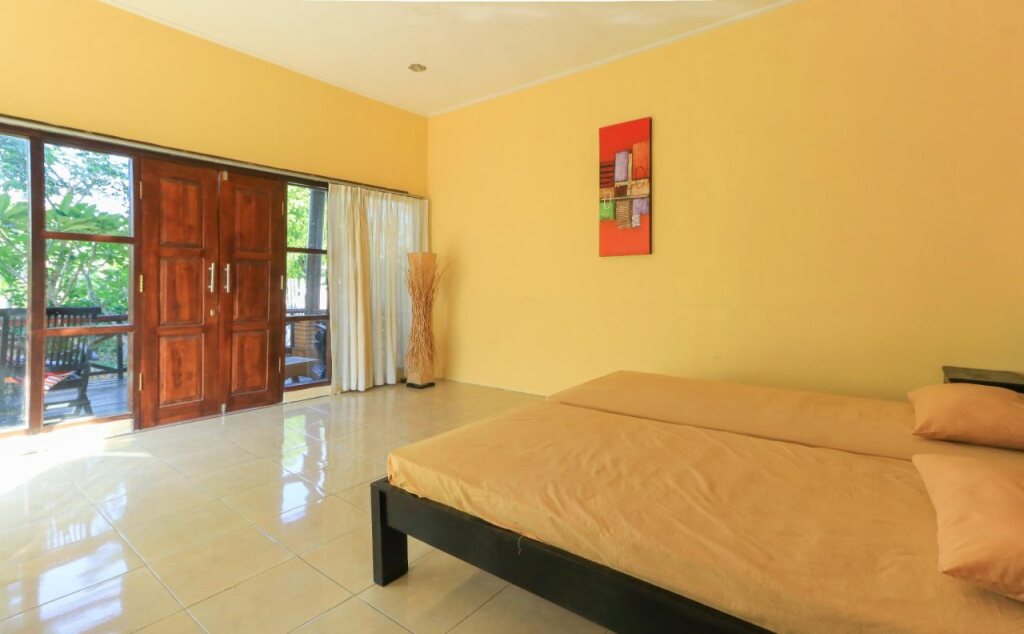 Саван: OYO 91191 Lovina Dolphin Lodge