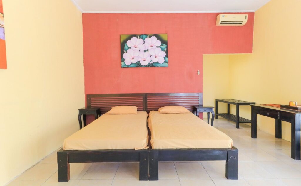 Саван: OYO 91191 Lovina Dolphin Lodge