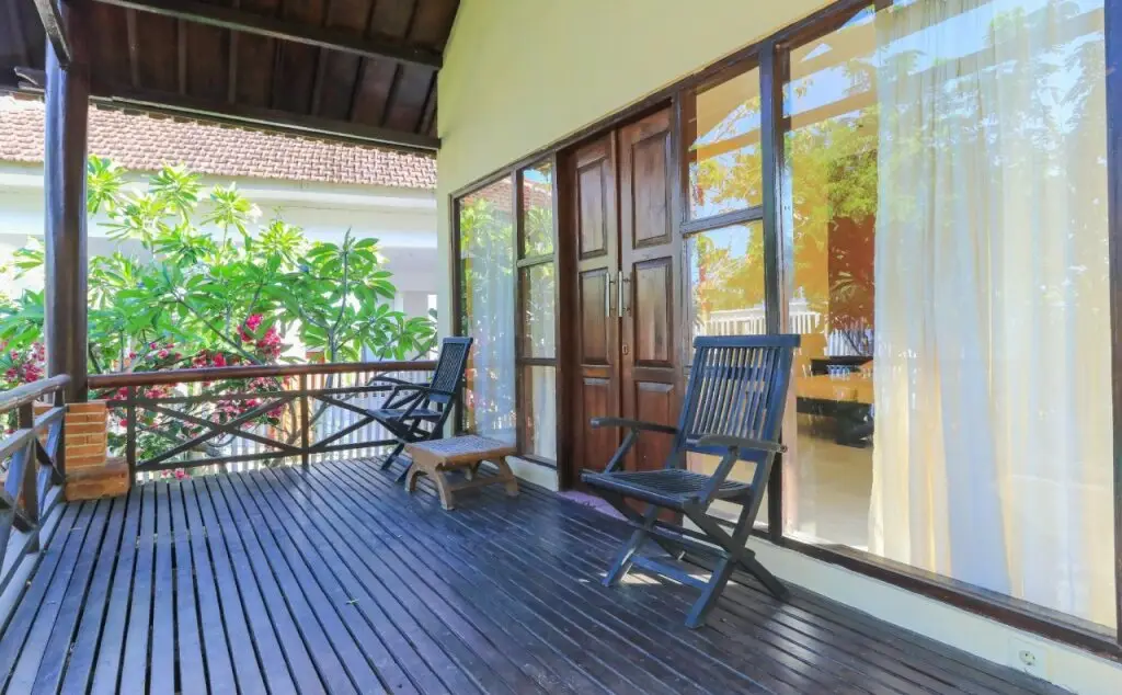 Саван: OYO 91191 Lovina Dolphin Lodge