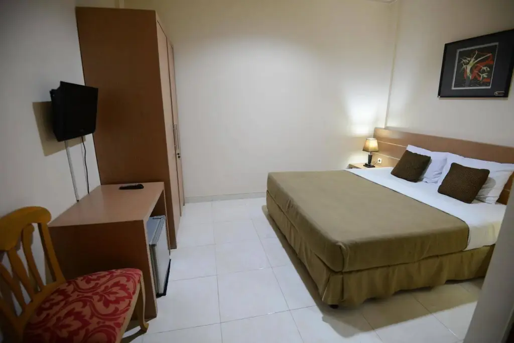 Сурабая: Graha DPT 33 Hotel